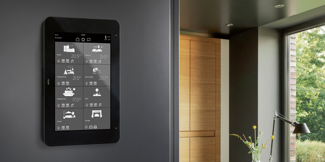 JUNG Smart Panel 8 bei Elektrotechnik Enrico Di Giovanni in Frankfurt am Main