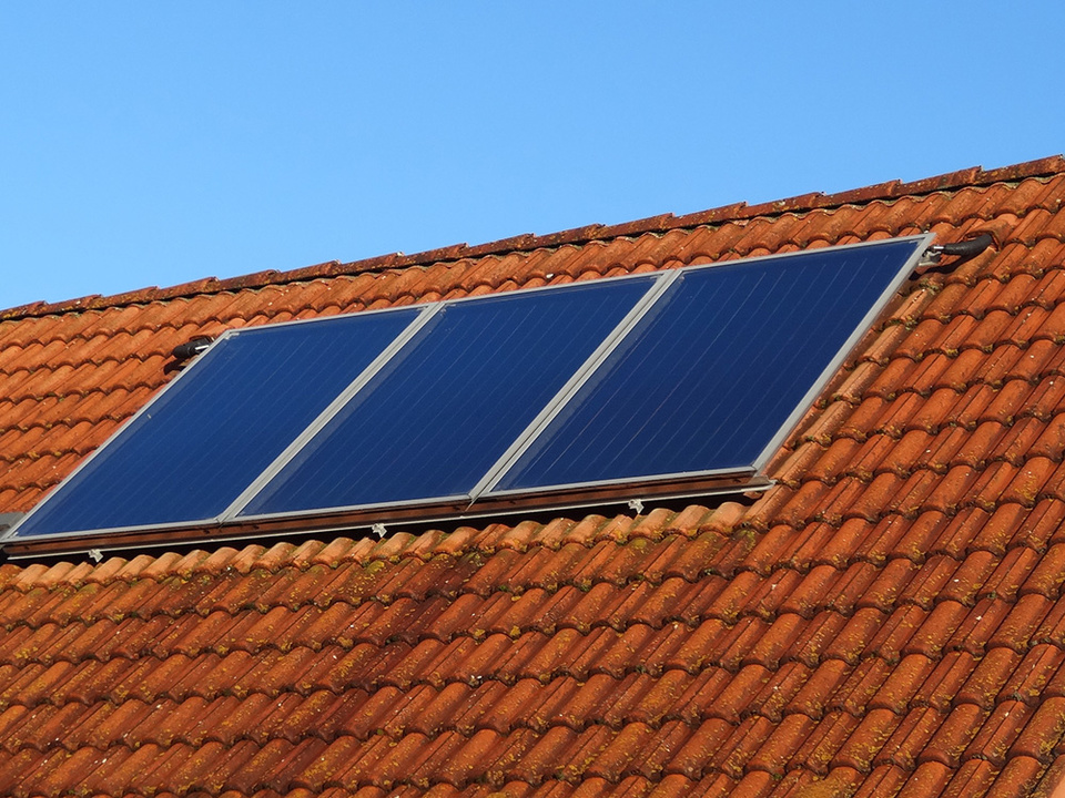 Solar Thermie bei Elektrotechnik Enrico Di Giovanni in Frankfurt am Main